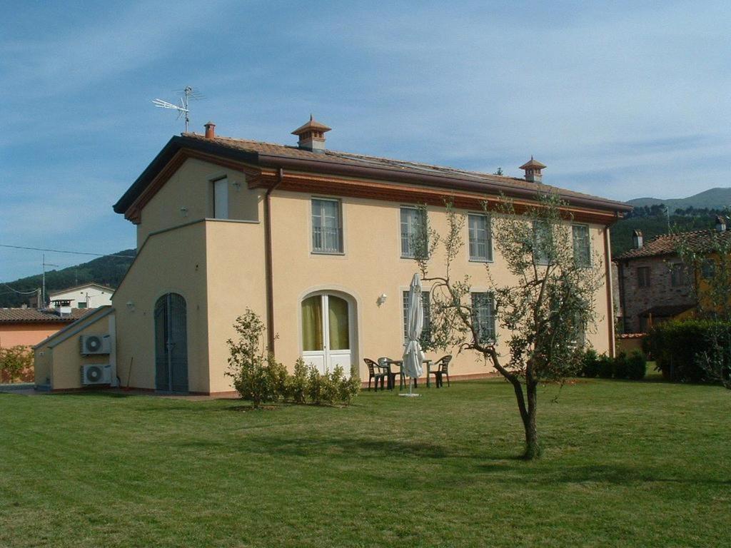 Appartamenti Vacanze Il Nottolini Capannori Exterior photo